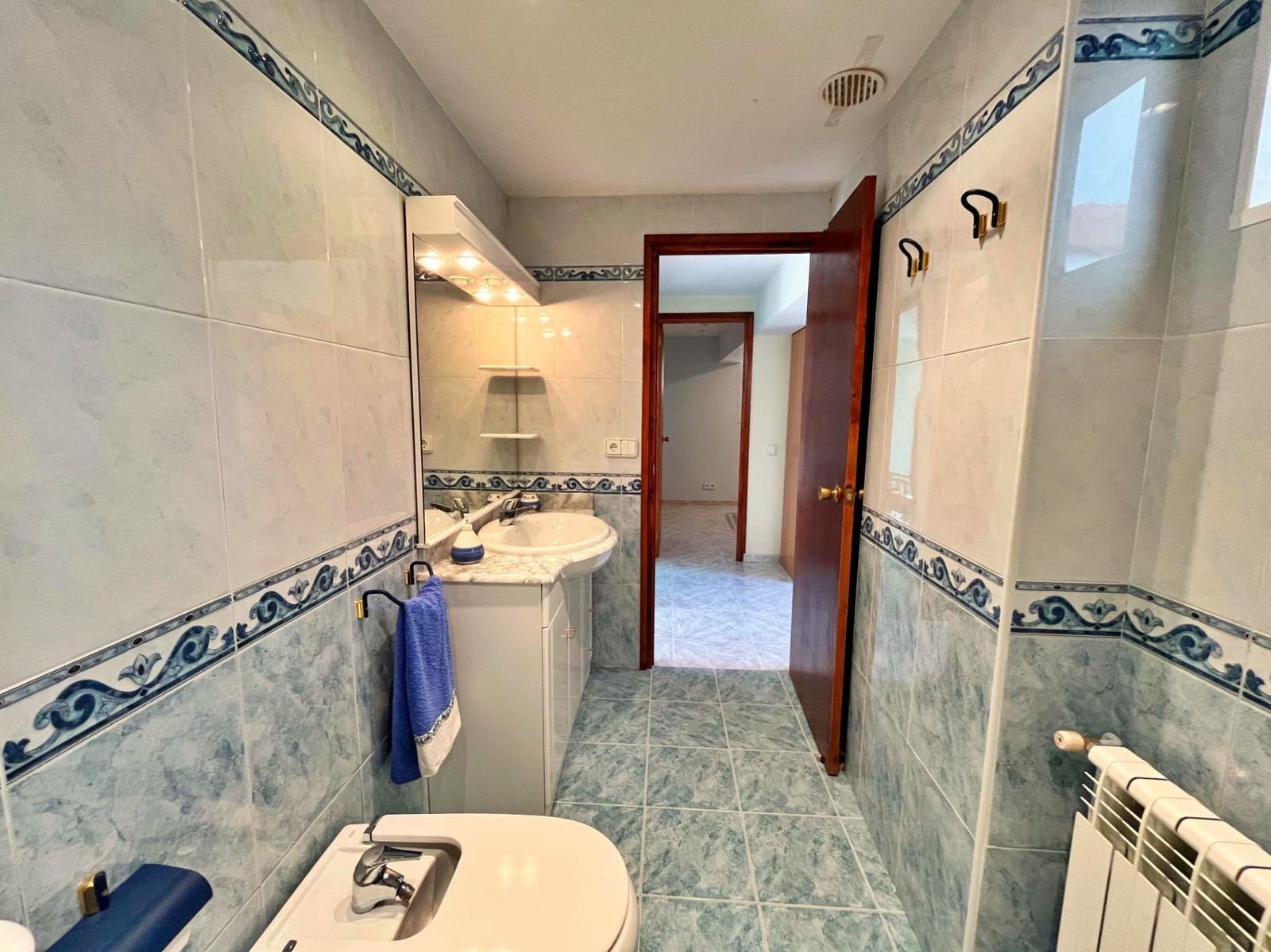 4 makuuhuone Omakotitalo myytävänä paikassa Tortosa - 87 000 € (Ref: 10035364)