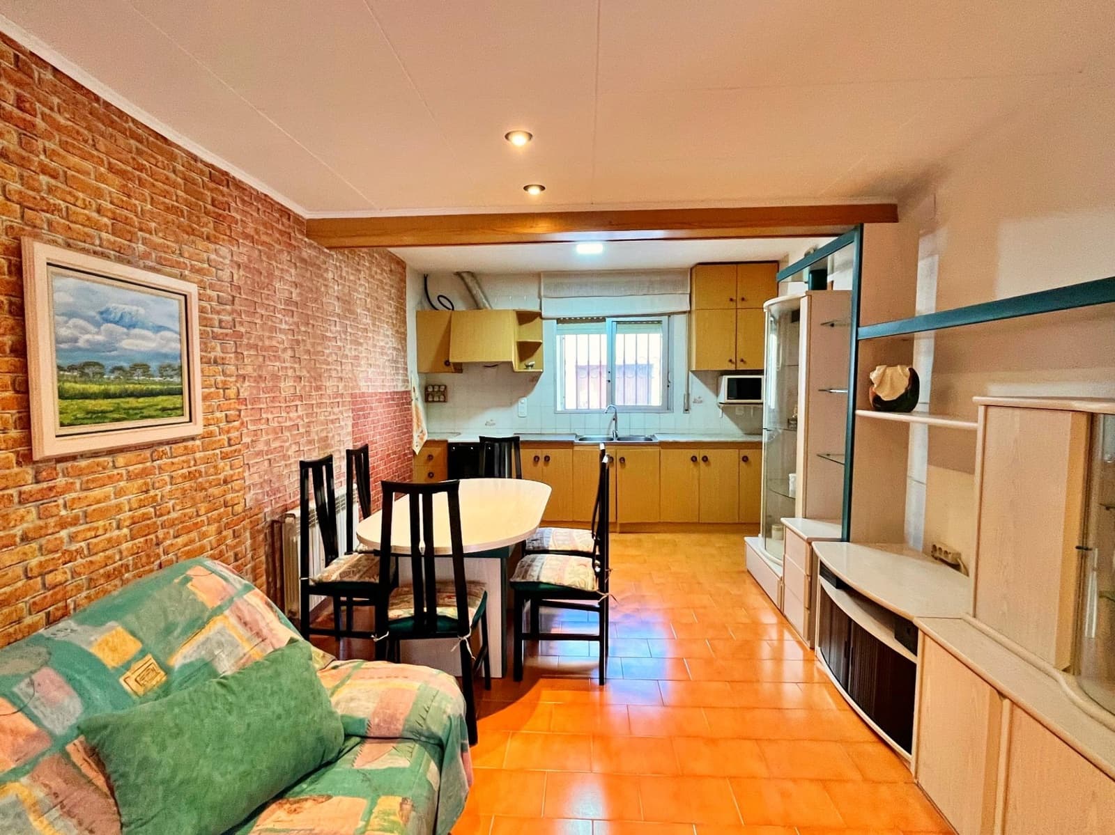 4 makuuhuone Omakotitalo myytävänä paikassa Tortosa - 87 000 € (Ref: 10035364)