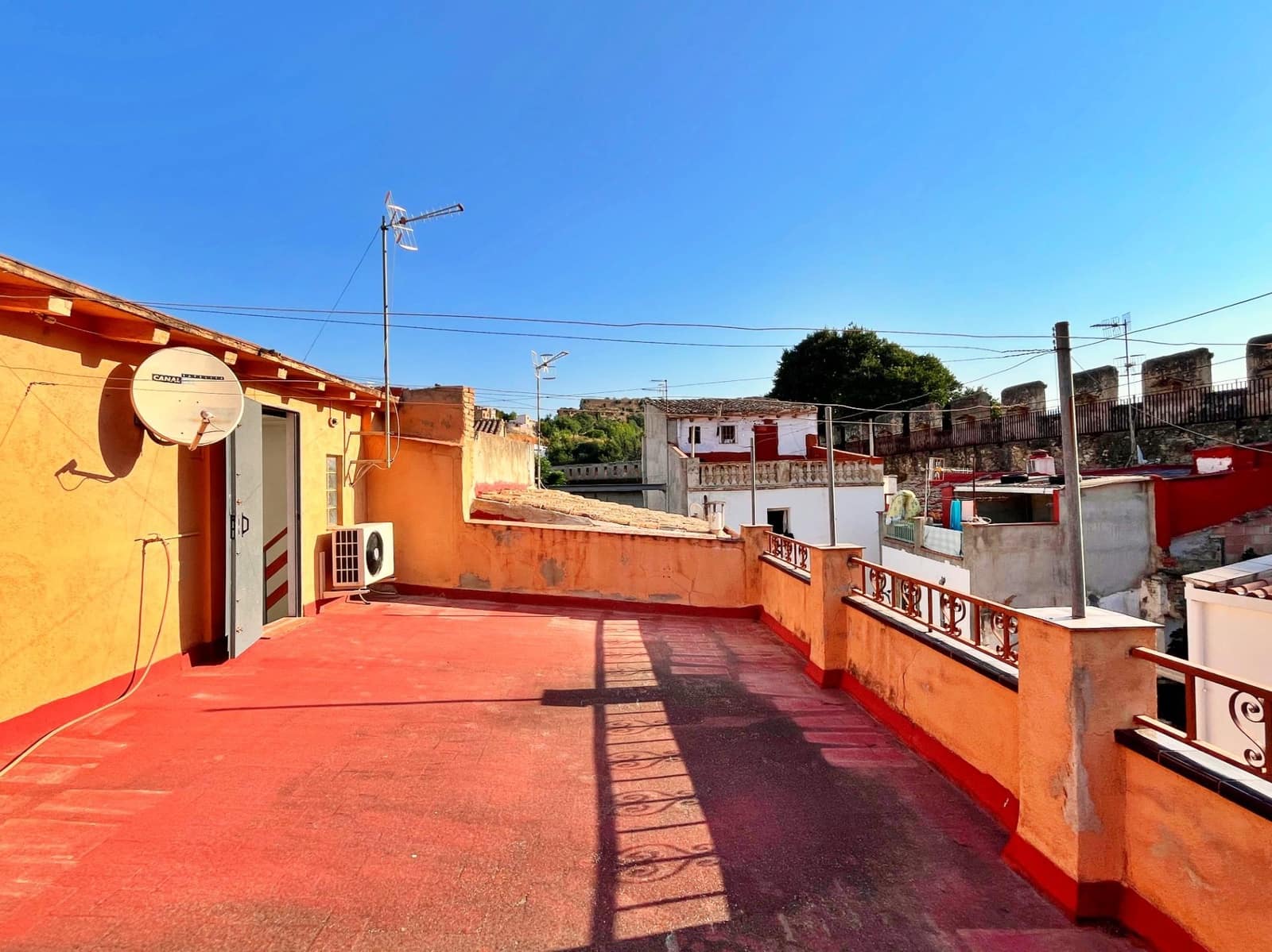 4 makuuhuone Omakotitalo myytävänä paikassa Tortosa - 87 000 € (Ref: 10035364)