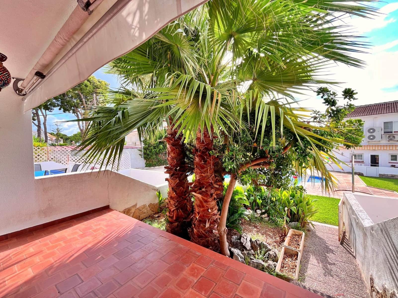 4 chambre Villa/Maison à vendre à Sant Carles de la Rapita avec piscine garage - 380 000 € (Ref: 10043007)