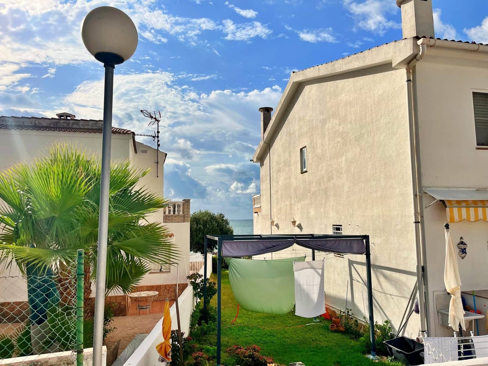 4 chambre Villa/Maison à vendre à Sant Carles de la Rapita avec piscine garage - 380 000 € (Ref: 10043007)
