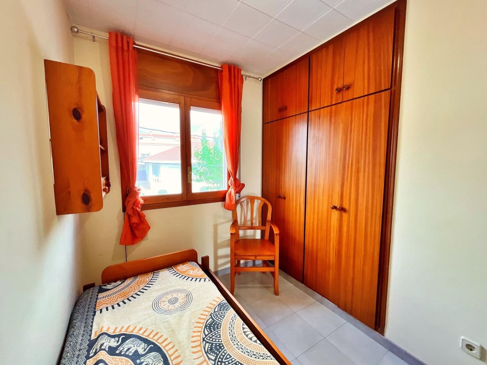 4 chambre Villa/Maison à vendre à Sant Carles de la Rapita avec piscine garage - 380 000 € (Ref: 10043007)