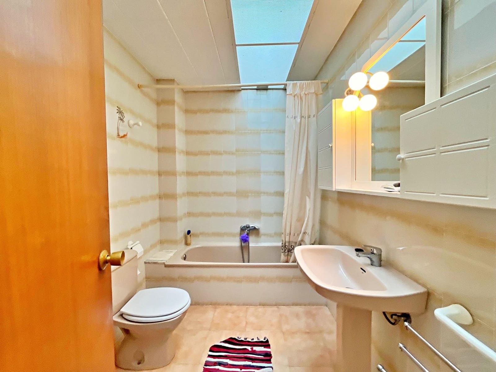 4 chambre Villa/Maison à vendre à Sant Carles de la Rapita avec piscine garage - 380 000 € (Ref: 10043007)