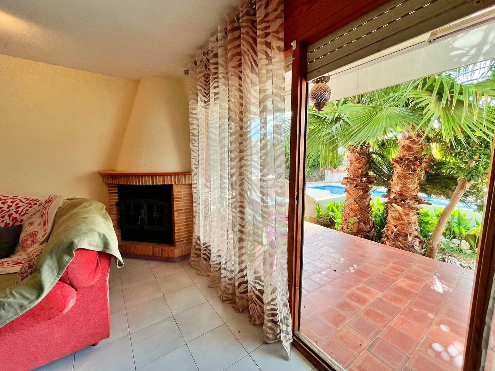 4 chambre Villa/Maison à vendre à Sant Carles de la Rapita avec piscine garage - 380 000 € (Ref: 10043007)