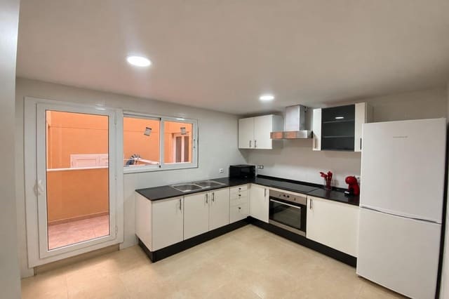 Piso de 2 habitaciones en Deltebre en venta con garaje - 119.000 € (Ref: 10094625)