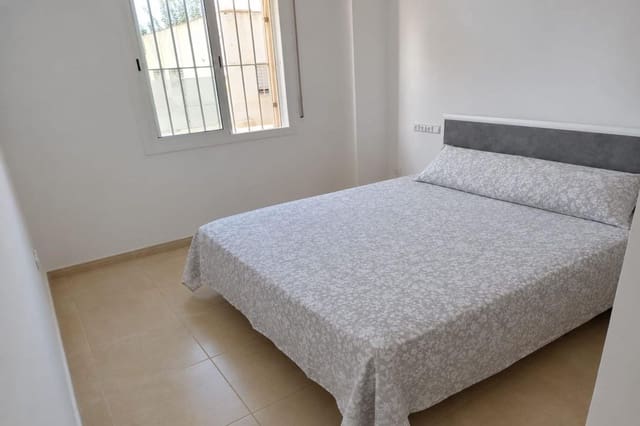 Piso de 2 habitaciones en Deltebre en venta con garaje - 119.000 € (Ref: 10094625)