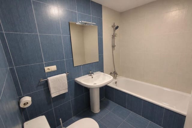 Piso de 2 habitaciones en Deltebre en venta con garaje - 119.000 € (Ref: 10094625)