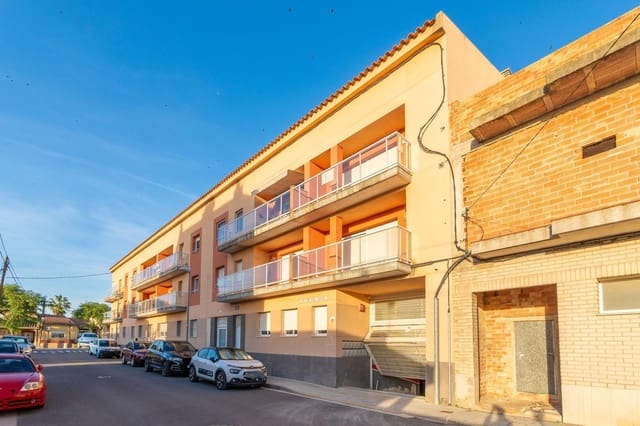 Piso de 2 habitaciones en Deltebre en venta con garaje - 119.000 € (Ref: 10094625)