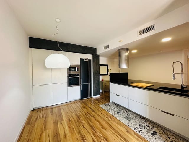 3 makuuhuone Asunto myytävänä paikassa Amposta - 139 000 € (Ref: 9330556)