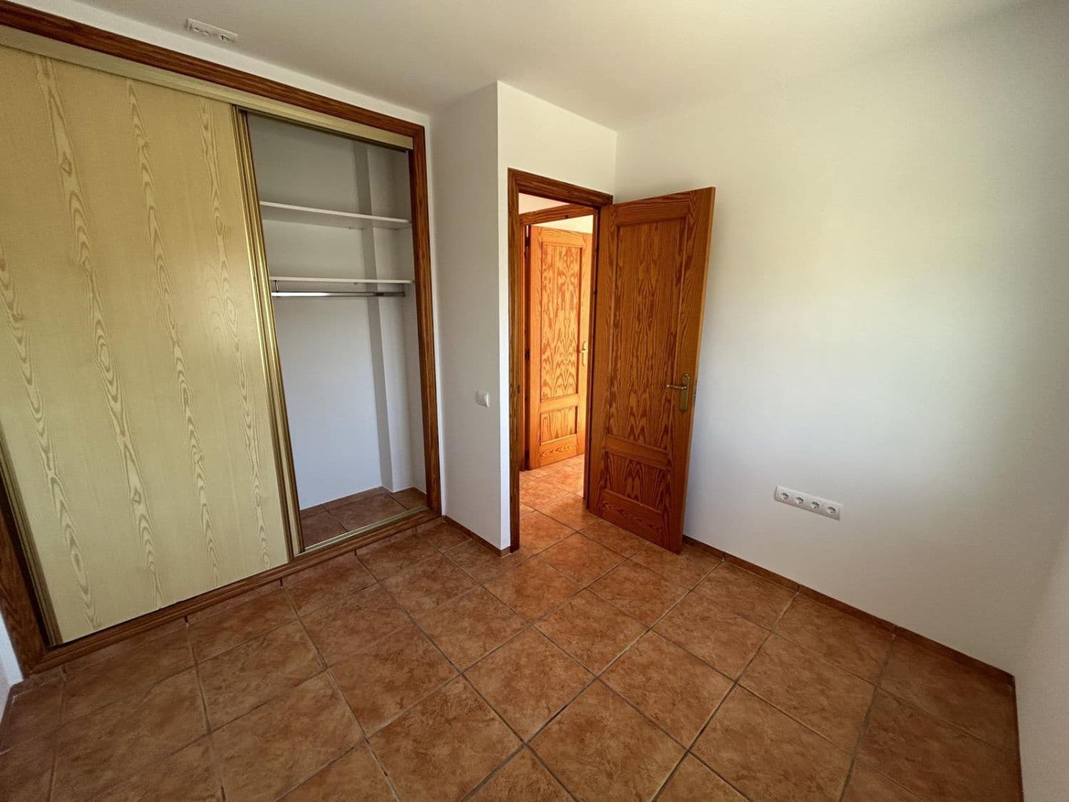 3 bedroom Villa for sale in Alcanar with garage - € 255,000 (Ref: 9330560)