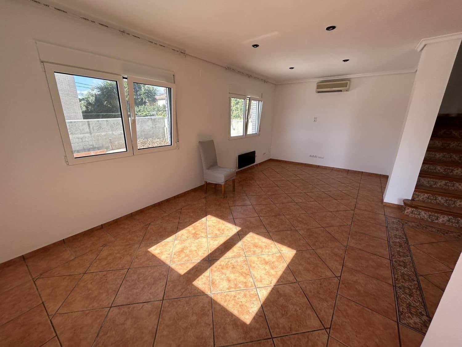 3 bedroom Villa for sale in Alcanar with garage - € 255,000 (Ref: 9330560)