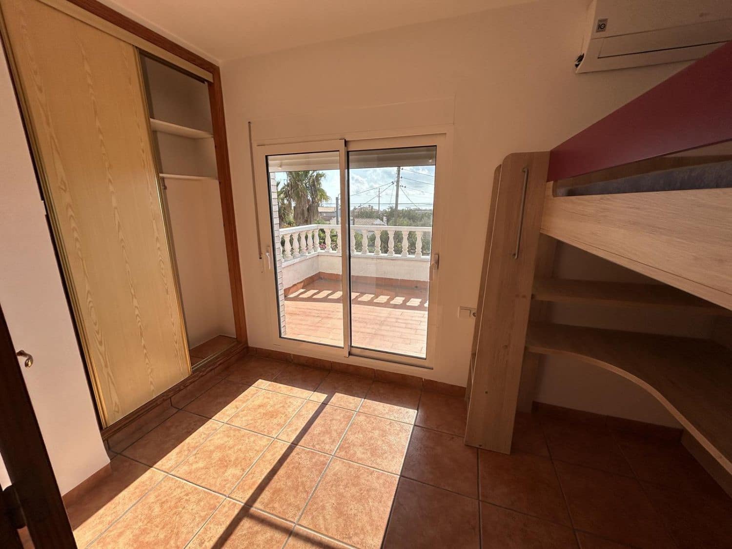 3 bedroom Villa for sale in Alcanar with garage - € 255,000 (Ref: 9330560)