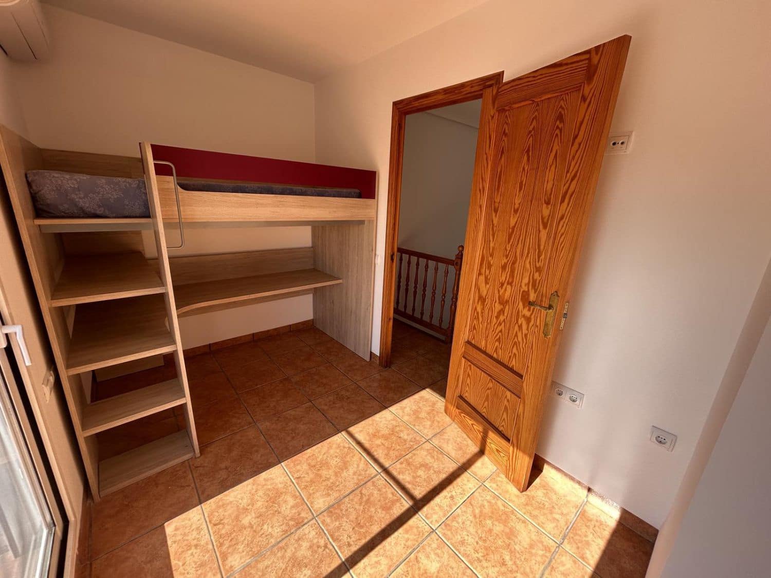 3 bedroom Villa for sale in Alcanar with garage - € 255,000 (Ref: 9330560)