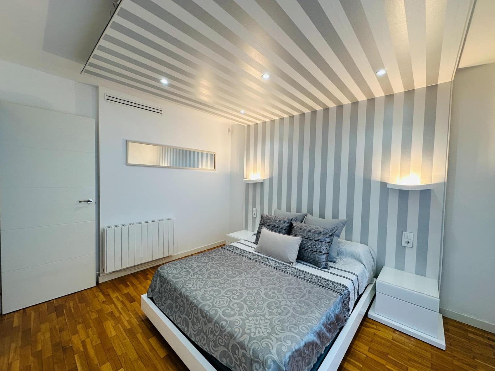 4 chambre Villa/Maison Mitoyenne à vendre à Amposta avec garage - 349 000 € (Ref: 9330561)