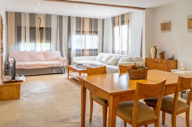 2 bedroom Finca/Country House for sale in Deltebre with pool garage - € 290,000 (Ref: 9330562)