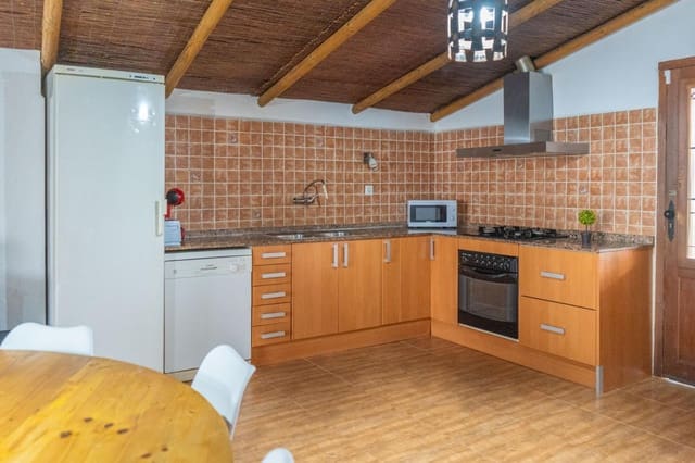 2 bedroom Finca/Country House for sale in Deltebre with pool garage - € 290,000 (Ref: 9330562)