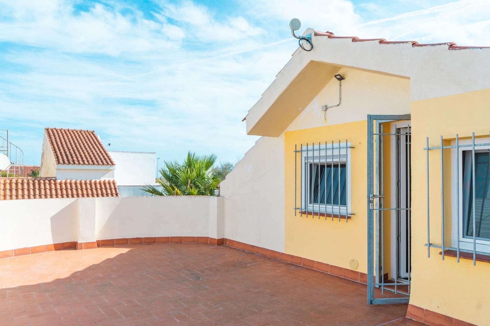 3 slaapkamer Villa te koop in Deltebre - € 275.000 (Ref: 9330565)