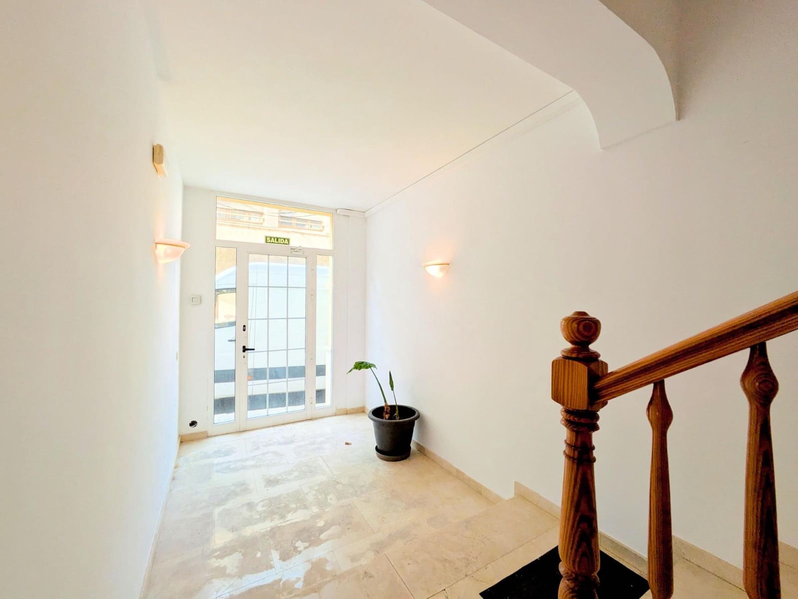 12 soverom Kommersiell til salgs i Sant Carles de la Rapita - € 530 000 (Ref: 9334868)