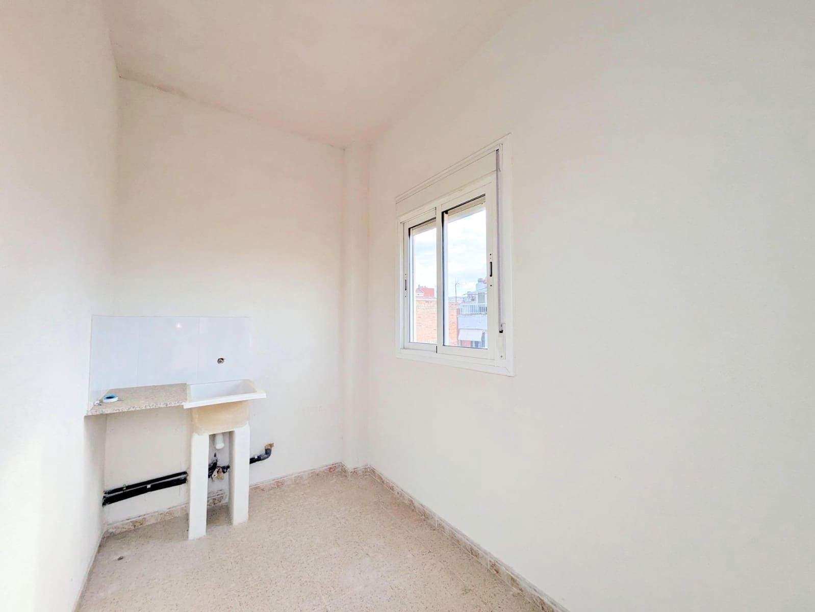 12 soverom Kommersiell til salgs i Sant Carles de la Rapita - € 530 000 (Ref: 9334868)