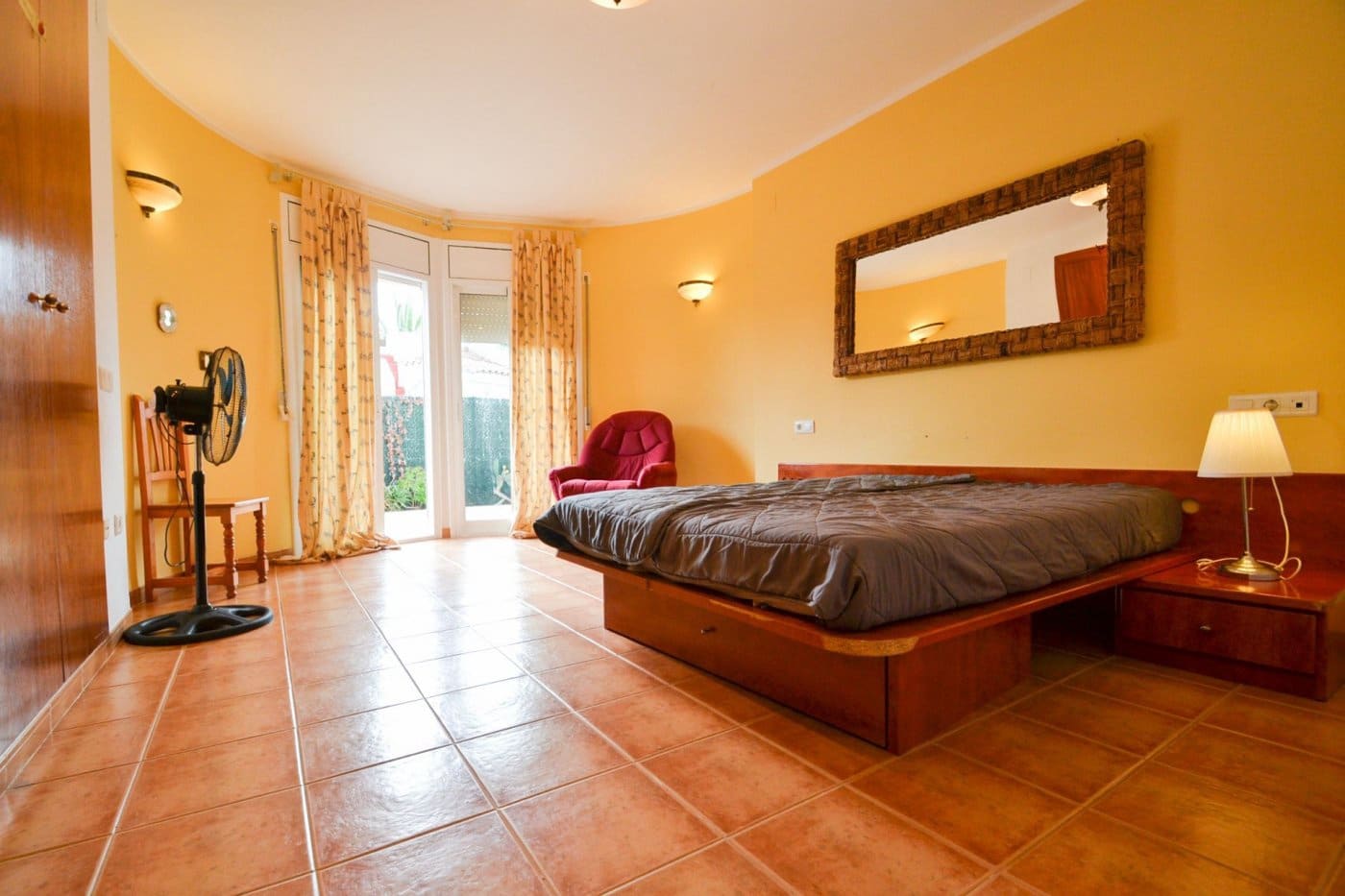 6 soverom Villa til salgs i Deltebre med svømmebasseng garasje - € 550 000 (Ref: 9347256)