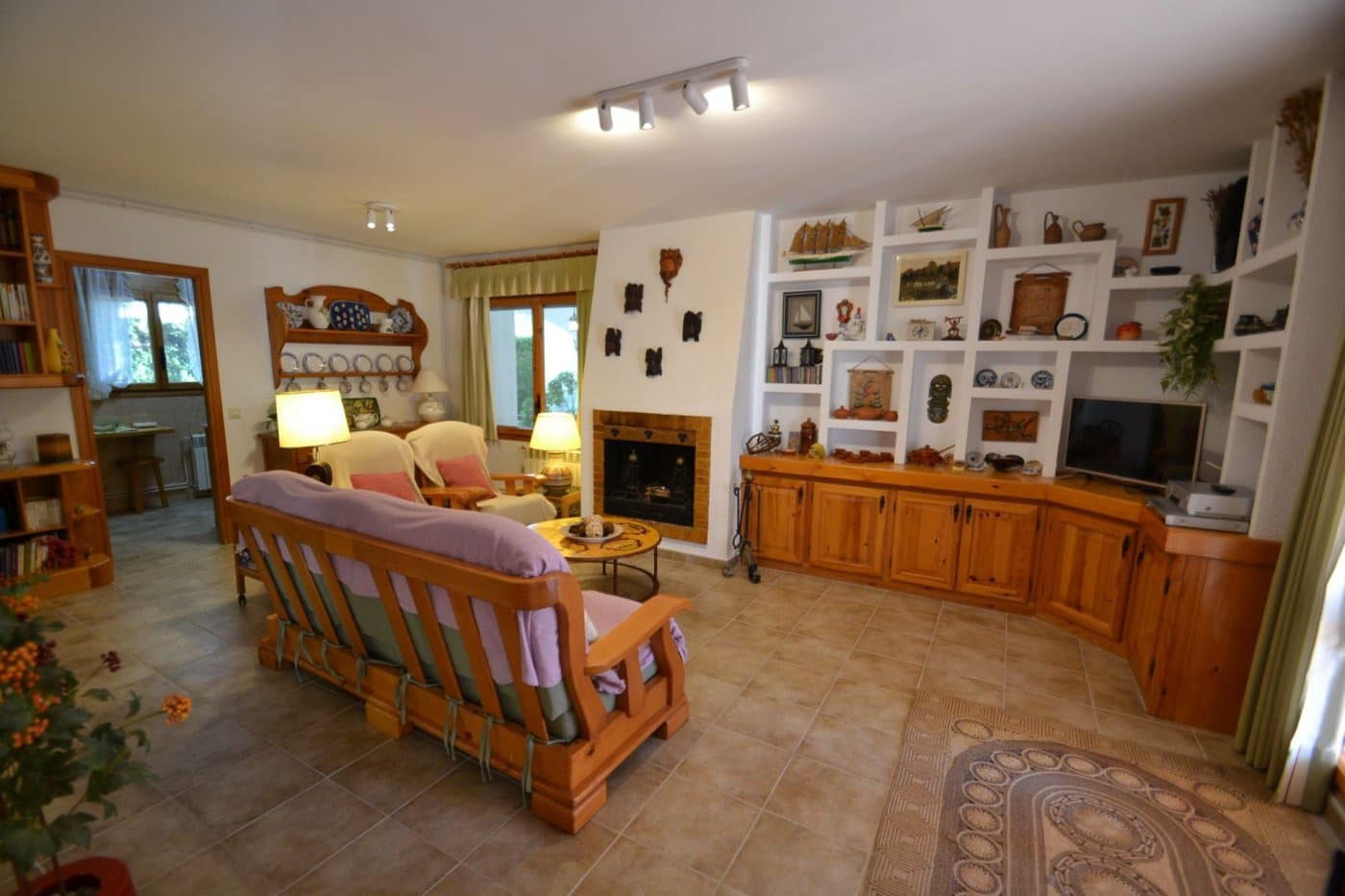 5 Zimmer Villa zu verkaufen in Deltebre mit Garage - 530.000 € (Ref: 9347257)