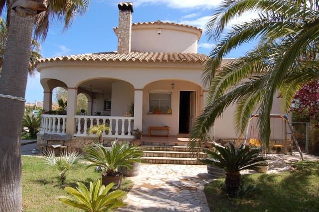 3 soverom Villa til salgs i Deltebre med svømmebasseng garasje - € 390 000 (Ref: 9347258)