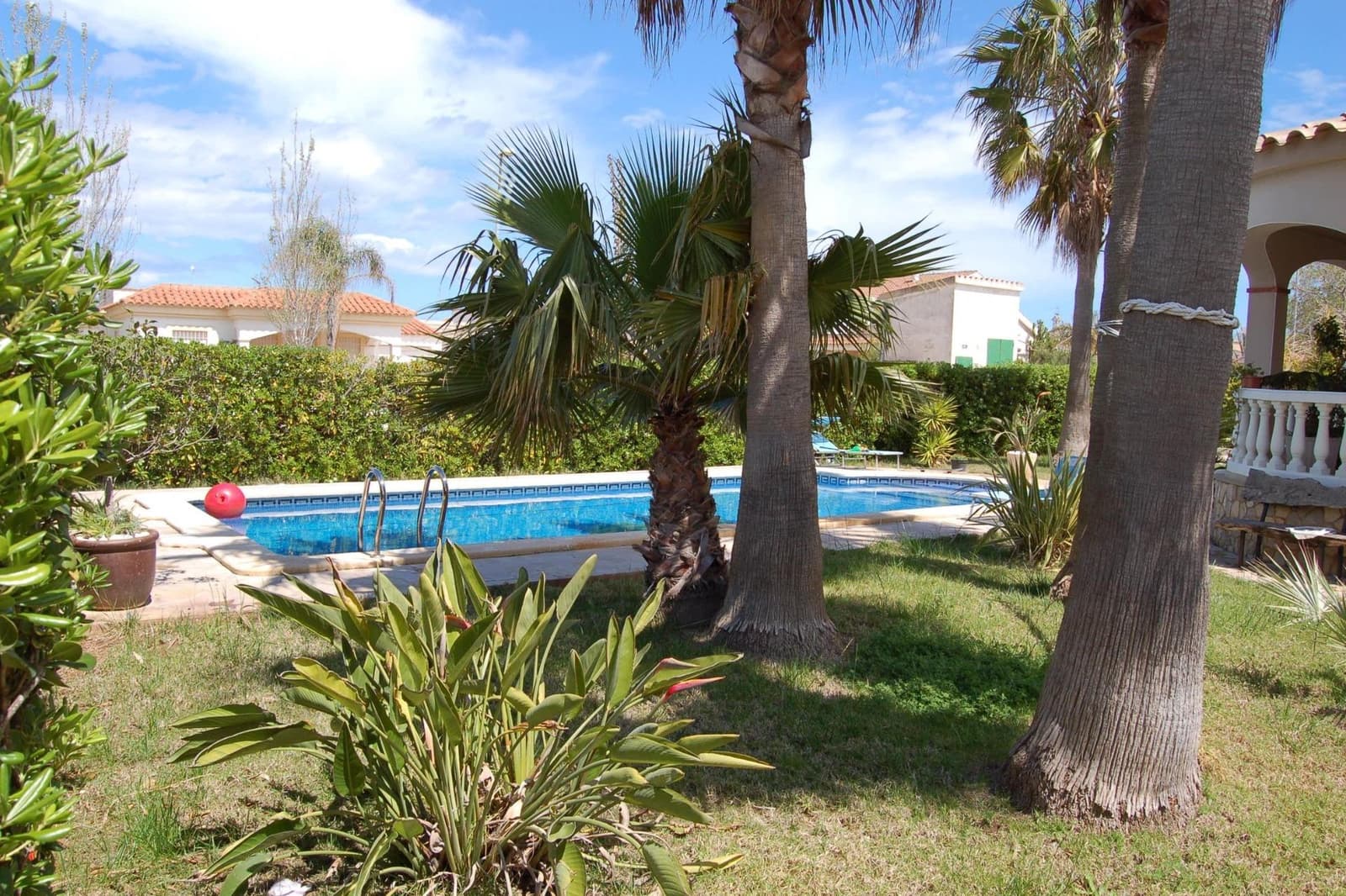 3 soverom Villa til salgs i Deltebre med svømmebasseng garasje - € 390 000 (Ref: 9347258)