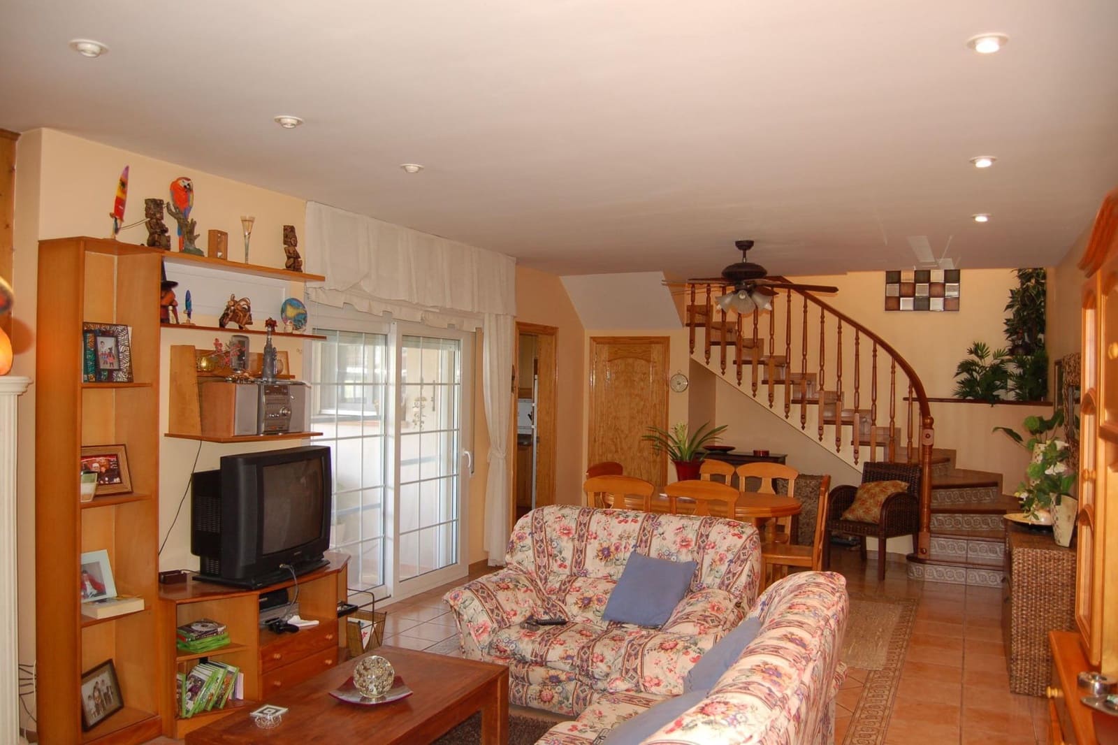 3 soverom Villa til salgs i Deltebre med svømmebasseng garasje - € 390 000 (Ref: 9347258)