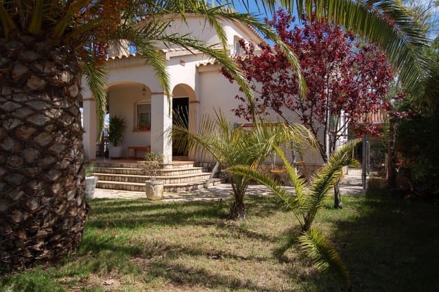 3 soverom Villa til salgs i Deltebre med svømmebasseng garasje - € 390 000 (Ref: 9347258)