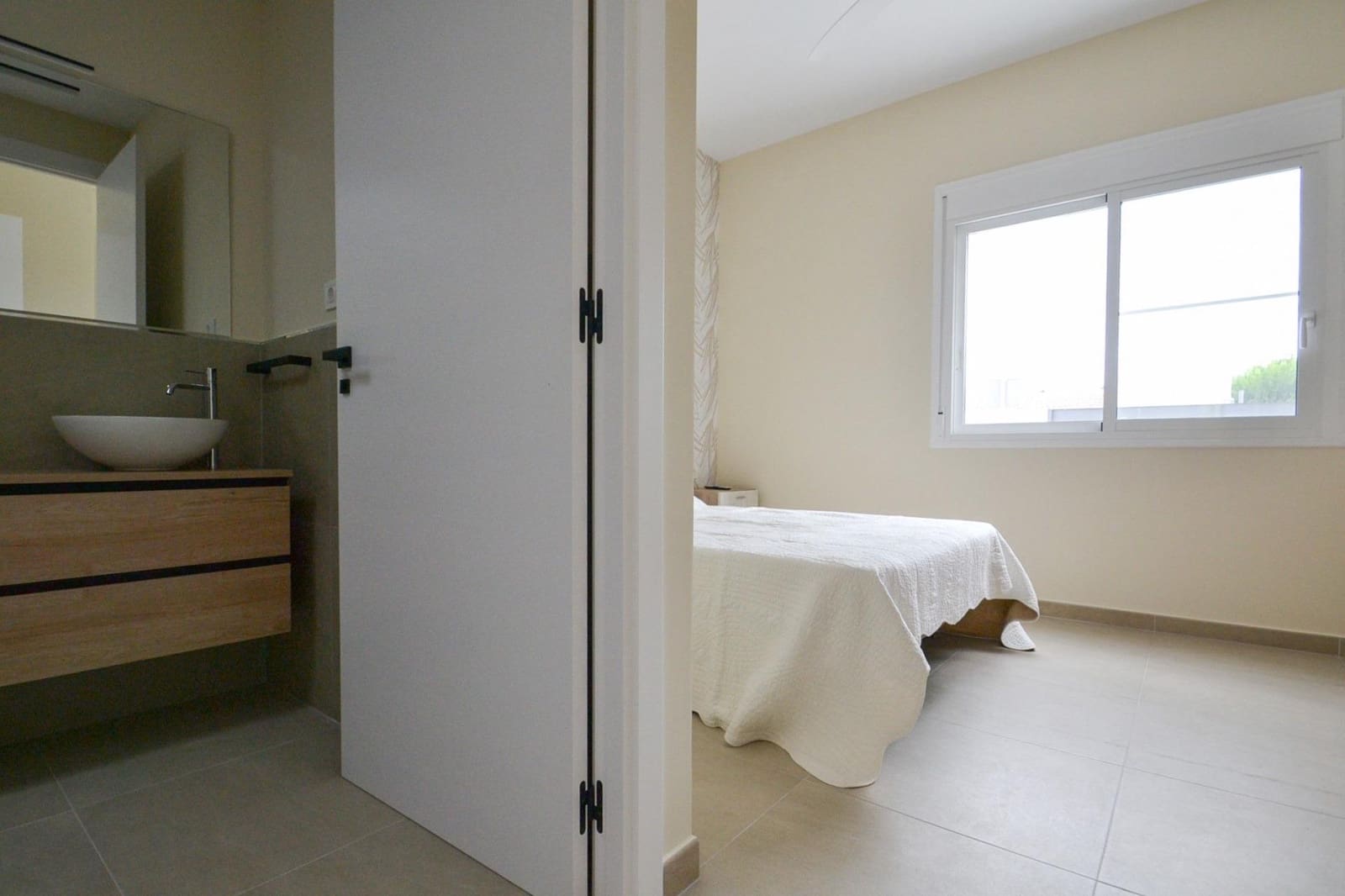 3 soverom Villa til salgs i Deltebre med svømmebasseng - € 298 000 (Ref: 9347259)