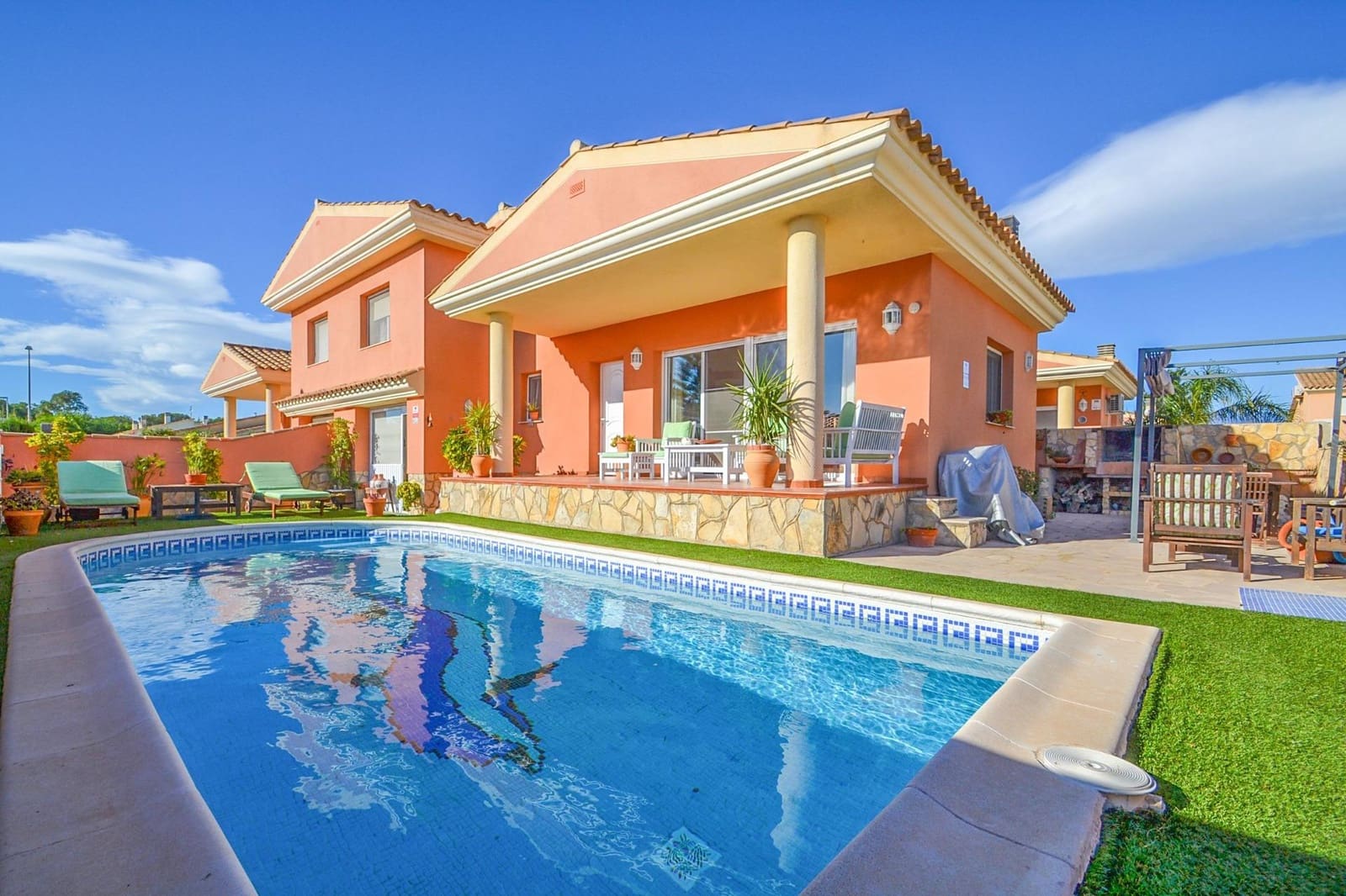 4 camera da letto Villa in vendita in Deltebre con piscina garage - 300.000 € (Rif: 9347260)