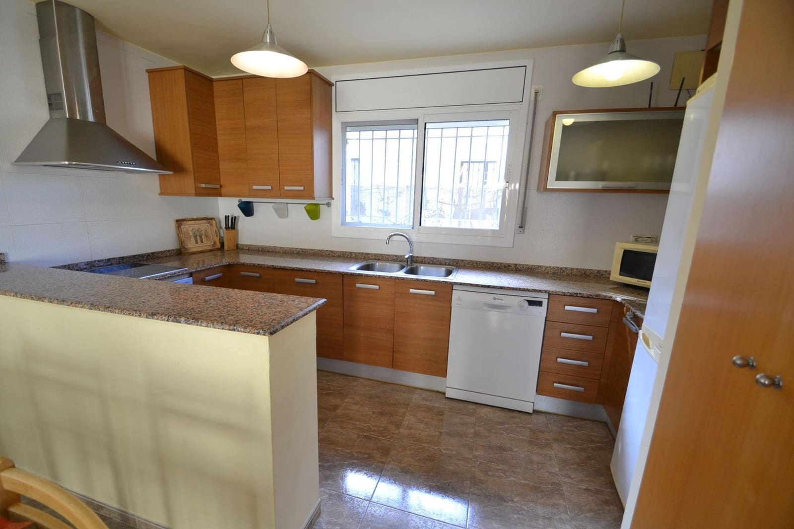 7 soveværelse Villa til salg i Deltebre med swimmingpool - € 299.000 (Ref: 9347261)