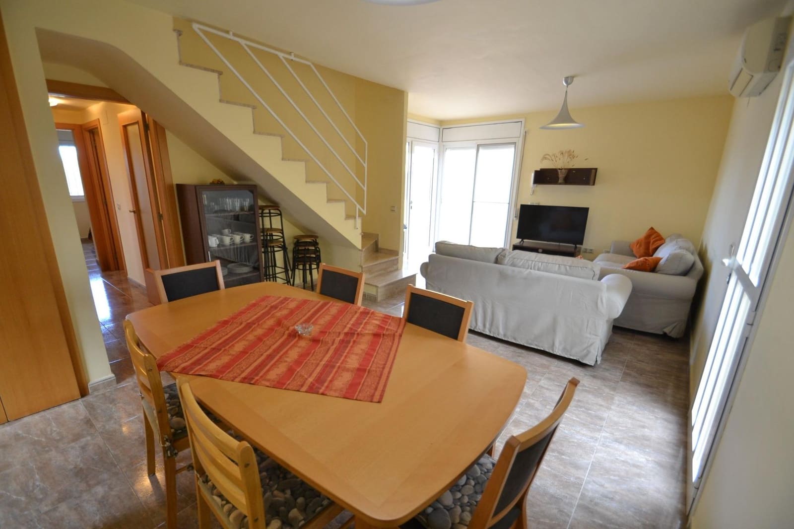 7 soveværelse Villa til salg i Deltebre med swimmingpool - € 299.000 (Ref: 9347261)