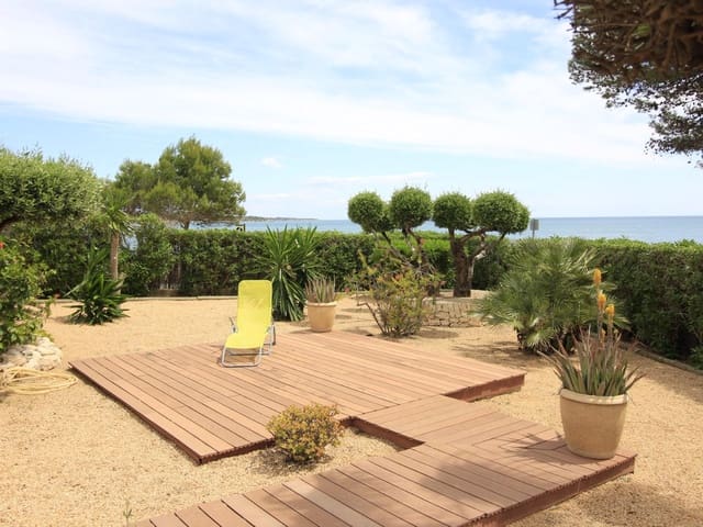 4 bedroom Villa for sale in El Perelló with garage - € 795,000 (Ref: 9347275)