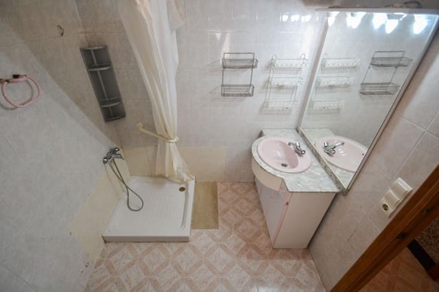 4 soverom Hus til salgs i Deltebre med garasje - € 135 000 (Ref: 9347278)