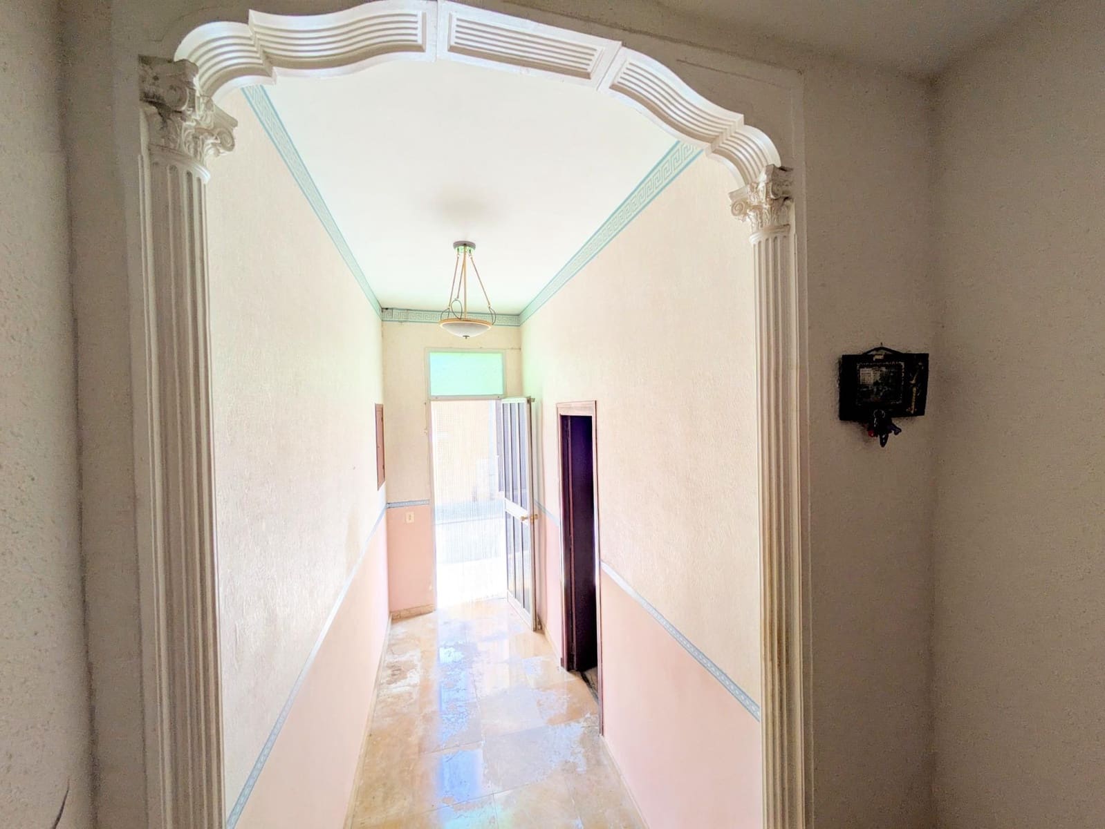 5 soveværelse Byhus til salg i Alcanar med garage - € 89.000 (Ref: 9347284)