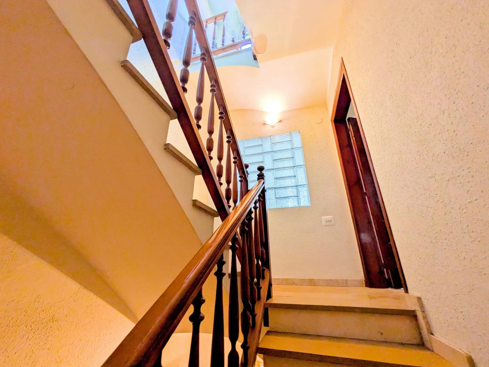 5 soveværelse Byhus til salg i Alcanar med garage - € 89.000 (Ref: 9347284)