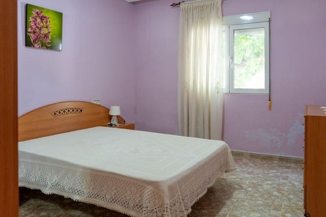 3 bedroom Finca/Country House for sale in Deltebre with garage - € 165,000 (Ref: 9347285)