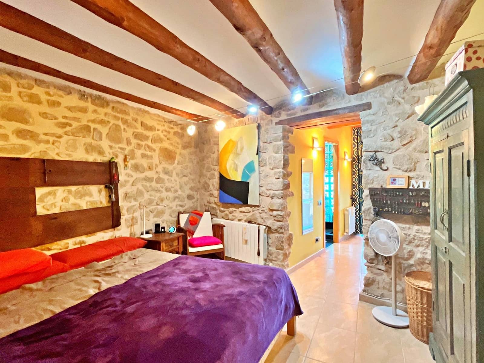 4 slaapkamer Huis te koop in Arnes met garage - € 320.000 (Ref: 9367427)