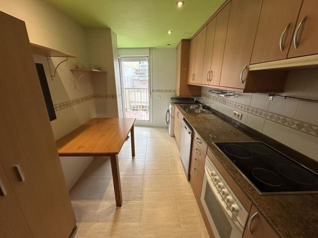 3 soveværelse Lejlighed til salg i Sant Carles de la Ràpita med garage - € 143.700 (Ref: 9390657)