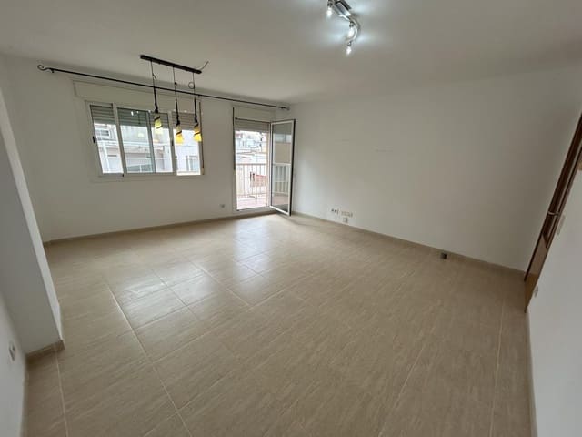 3 soveværelse Lejlighed til salg i Sant Carles de la Ràpita med garage - € 143.700 (Ref: 9390657)