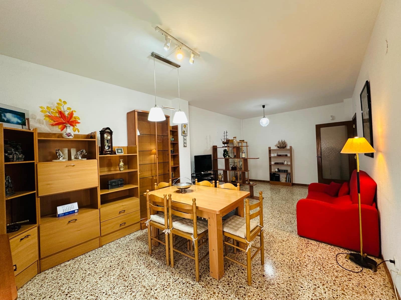 4 makuuhuone Asunto myytävänä paikassa Amposta - 99 900 € (Ref: 9395927)