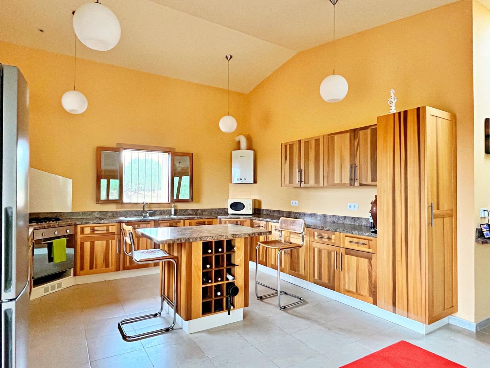 3 bedroom Villa for sale in Roquetes with garage - € 365,000 (Ref: 9403317)