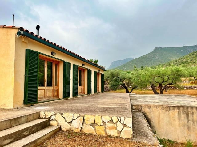 3 bedroom Villa for sale in Roquetes with garage - € 365,000 (Ref: 9403317)