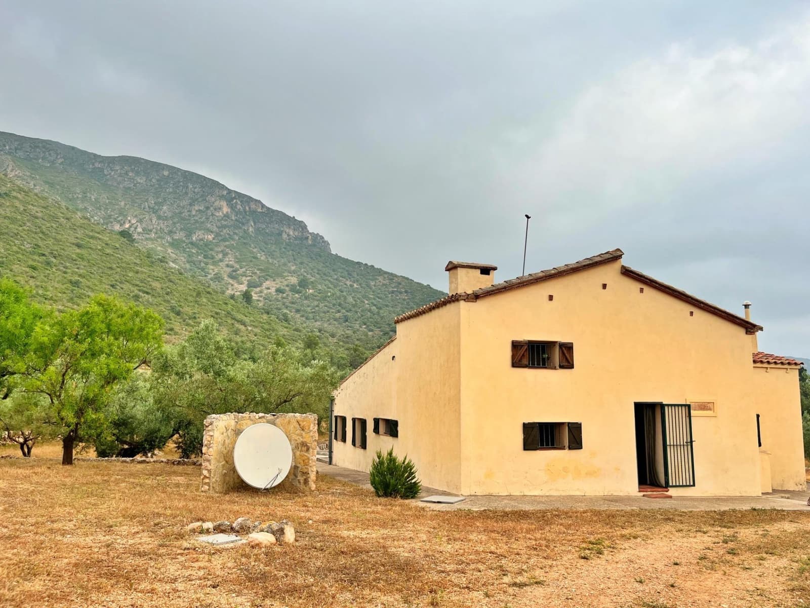 3 bedroom Villa for sale in Roquetes with garage - € 365,000 (Ref: 9403317)