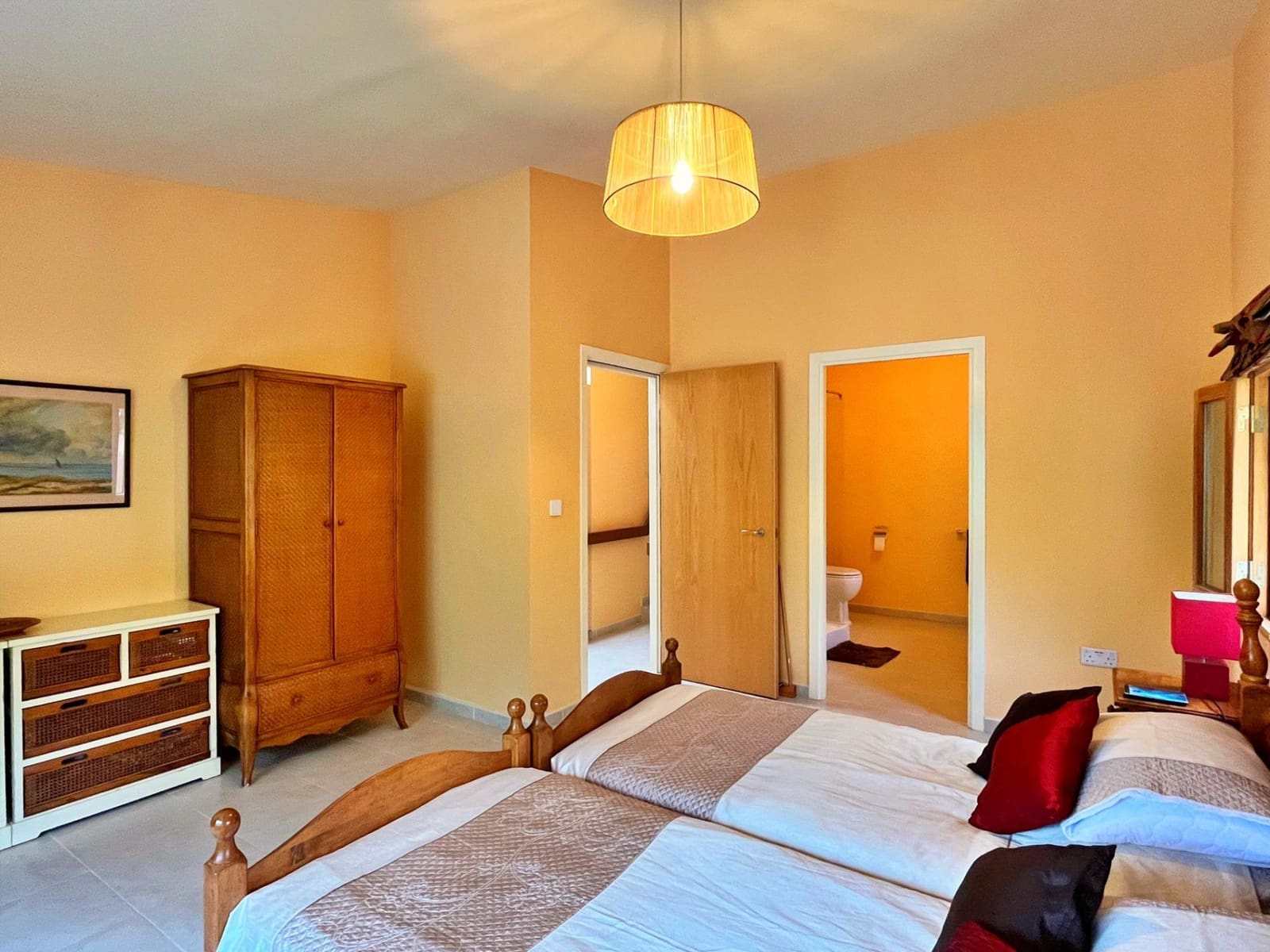 3 bedroom Villa for sale in Roquetes with garage - € 365,000 (Ref: 9403317)