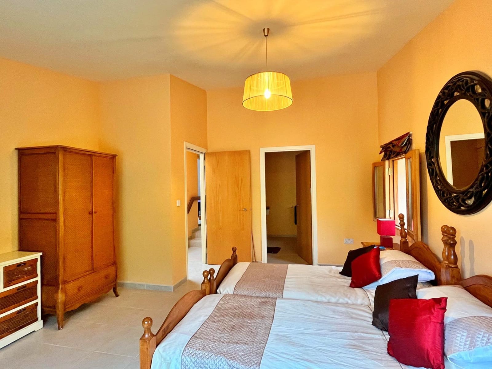 3 bedroom Villa for sale in Roquetes with garage - € 365,000 (Ref: 9403317)