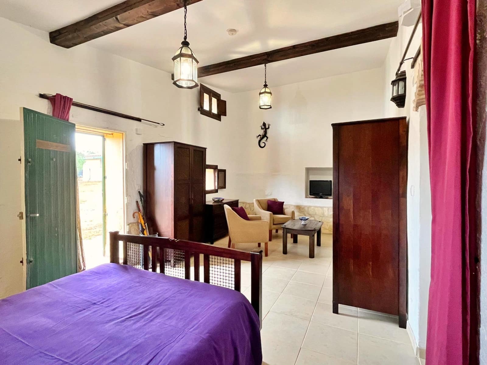 3 bedroom Villa for sale in Roquetes with garage - € 365,000 (Ref: 9403317)