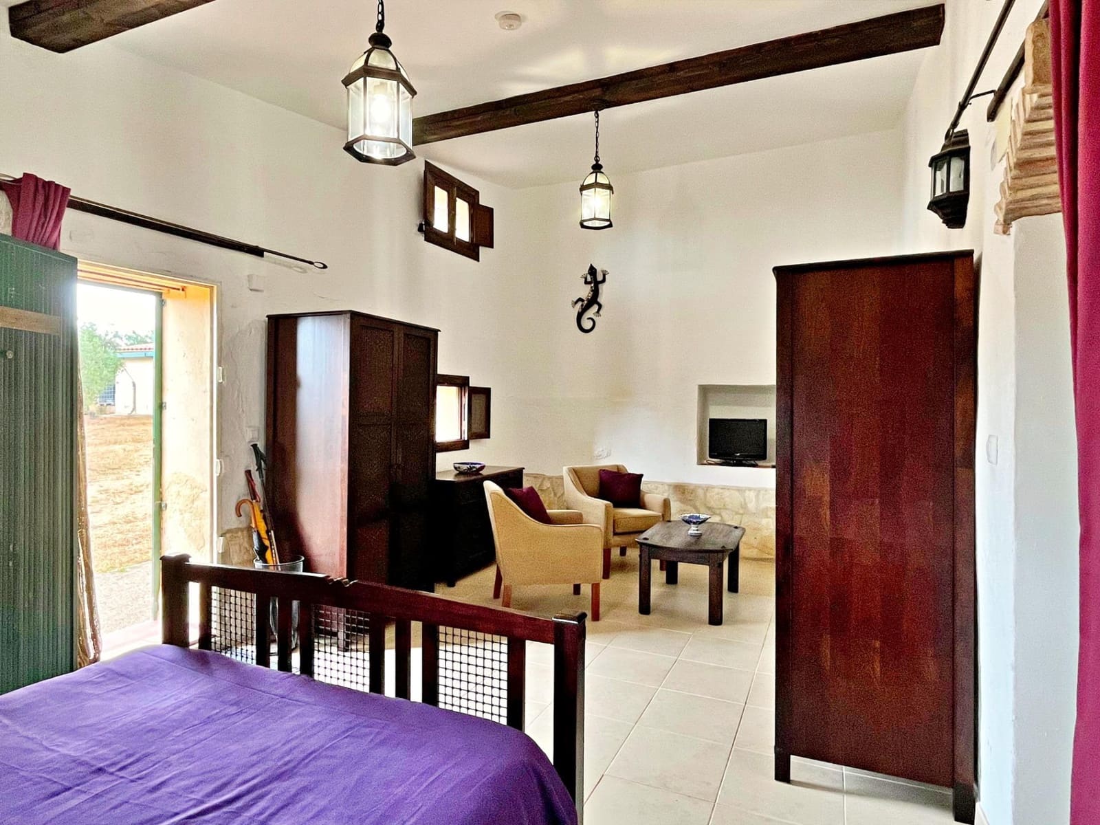 3 bedroom Villa for sale in Roquetes with garage - € 365,000 (Ref: 9403317)