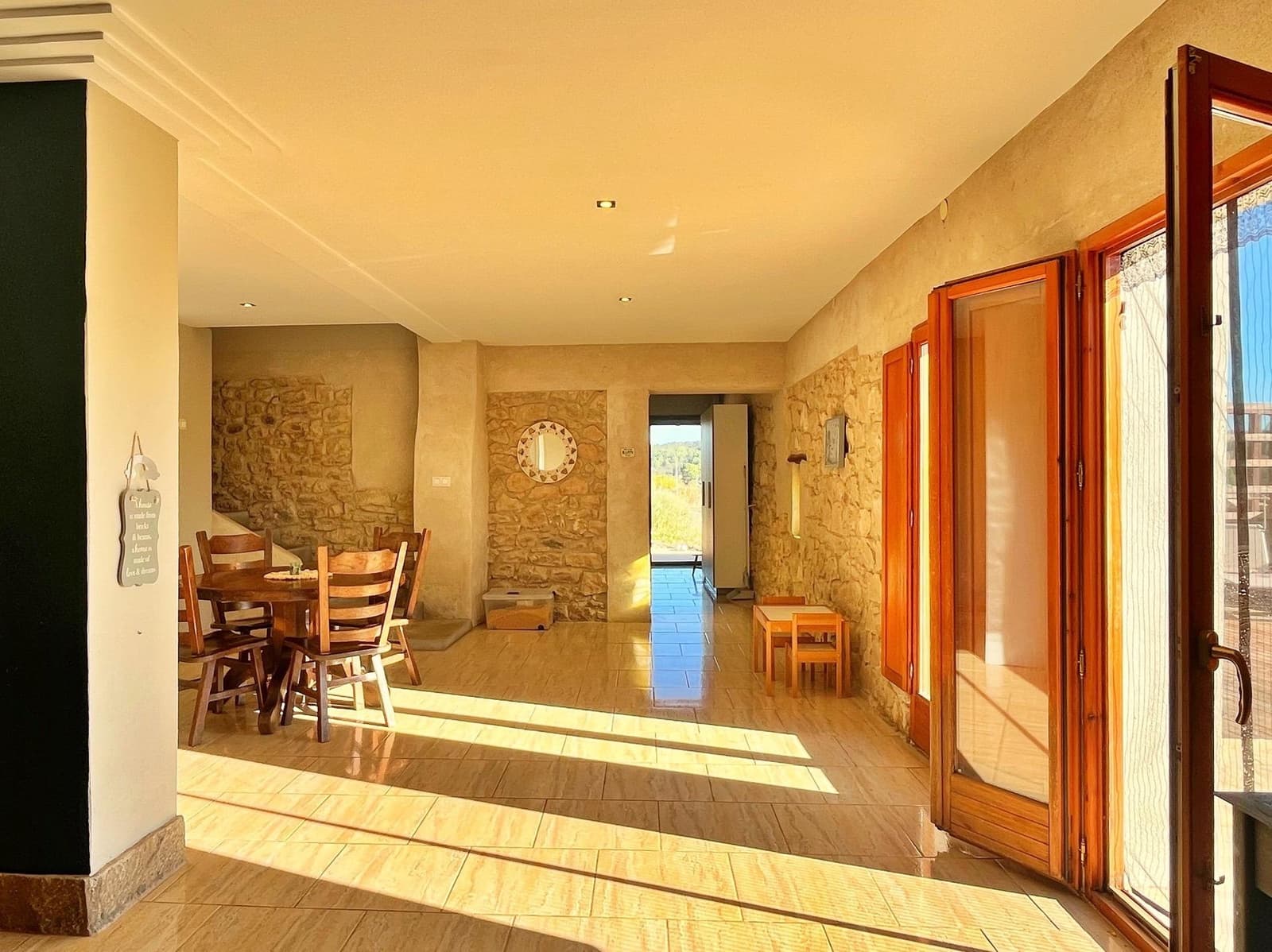 3 soveværelse Villa til salg i Flix med swimmingpool - € 265.000 (Ref: 9406669)